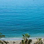 Mediterraneo Piso En El Paseo Maritimo Lägenhet *