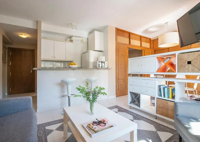 Mediterraneo Piso En El Paseo Maritimo *