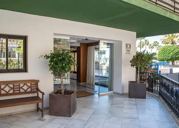 Mediterraneo Piso En El Paseo Maritimo マルベーリャ