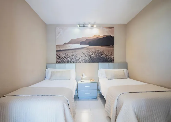아파트 Mediterraneo Piso En El Paseo Maritimo *